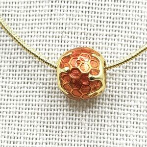 NWOT Sterling silver 18k gold plated honeycomb necklace pendant 18”